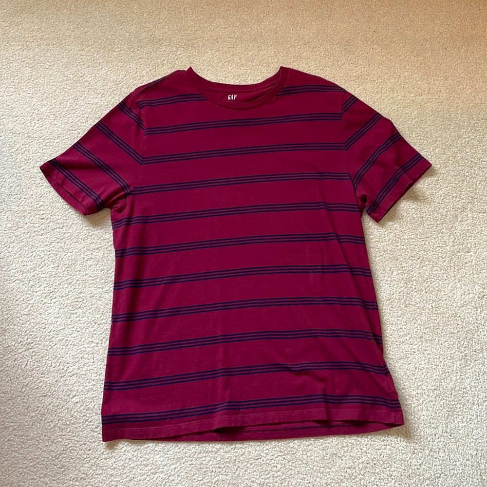 Gap T-Shirt